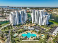 Harbor Landing 203B - Spacious Condo with Views of the Harbor and Gulf