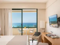 Welikehotel Marfil Playa Hotels in Sa Coma