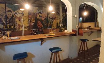 Mediterraneo Youth Hostel