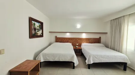 Fantastic Family Villa on the Best Beach of Cancun Отели рядом с достопримечательностью «Playa Langosta»