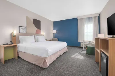 Spark by Hilton Minot Hotels near Scandinavian Heritage Park