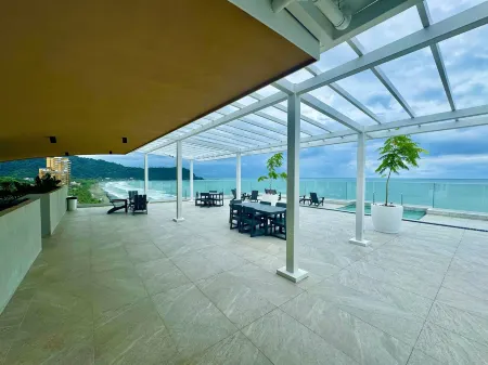 J-pacp506 3 Bedroom Condo