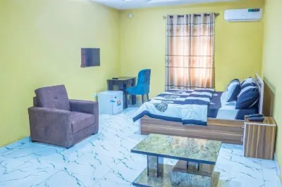 Zubee Villa Hotel Hotels near Dantata Estate shopping plaza