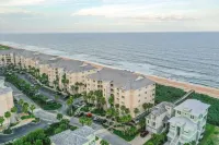 New Luxury Ocean Front 3 bedroom2 bath condo sleeps 8 Cinnamon Beach Resort