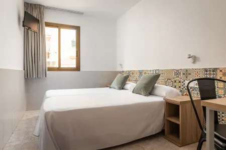 Hostal Baler