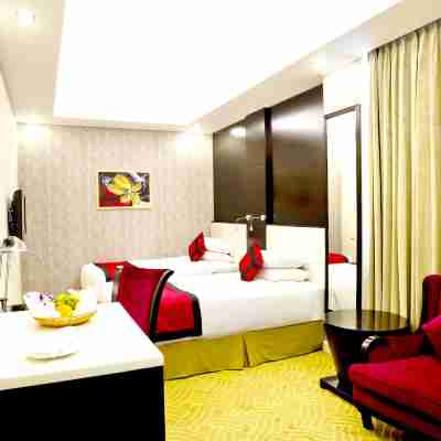 Innotel Luxury Business Hotel Rooms
