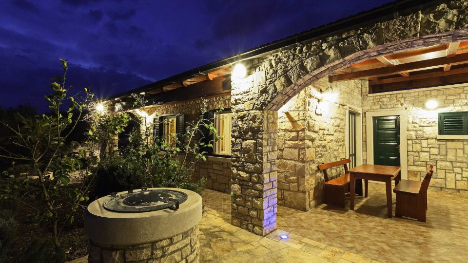 Stone House San Pelegrin