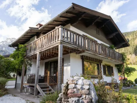 Chalet in Leogang near Ski Lifts