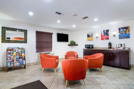 Motel 6 Marshall, TX