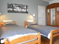 Family Retreat, Forested Anhée Hotels in Anhee