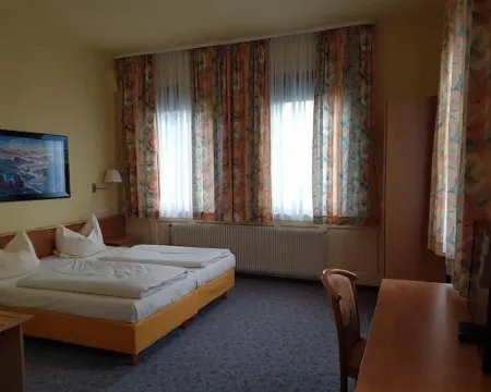 Traube Hotel Oeffingen Hotels in Fellbach