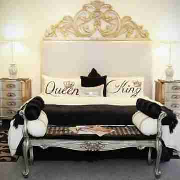 Victoria Manor Rooms