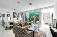2 Bedroom 2 Bath Loft with Exclusive Rooftop & Hot Tub