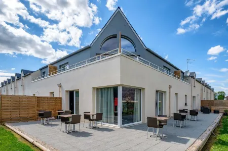 The Originals City Hôtel Acadine le Neubourg