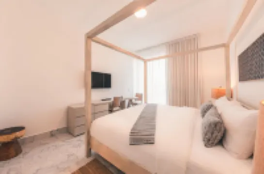 3Br-Penthouse w Jacuzzi Incl at Lake View فنادق في 