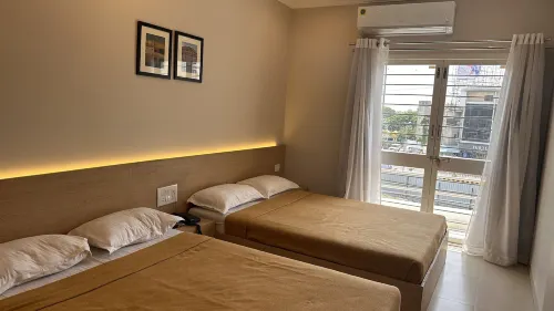 Hotel Unnati - parking