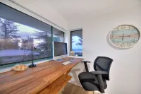 Pacific Place Apartments Hotels in Bilinga