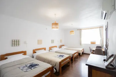 Beach Side Inn Shirahama