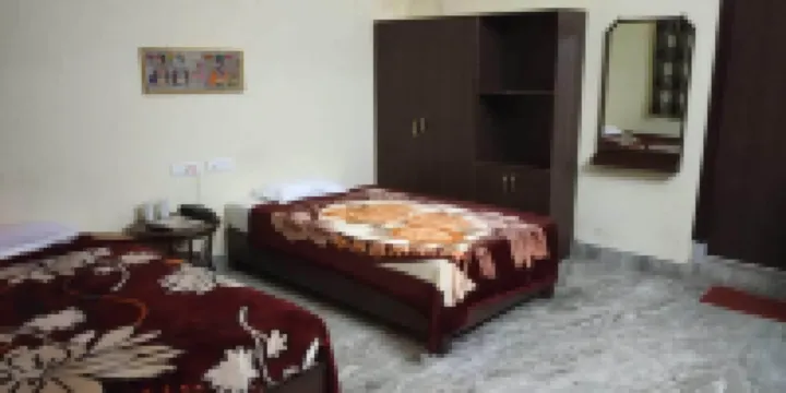 瑪哈瑪亞宮飯店及會議中心