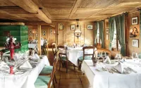 Swiss-Chalet Merlischachen - Romantik Schloss-Hotel am See - Pet friendly