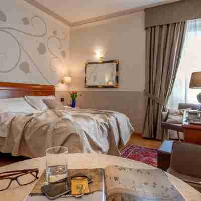 Hotel Ambasciatori Rooms