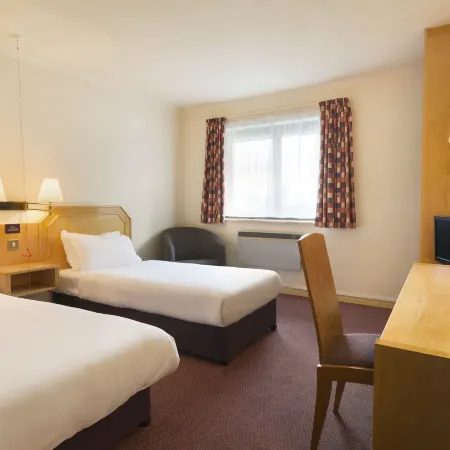 Days Inn by Wyndham Taunton Hôtels à : Taunton