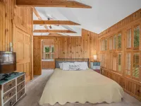 Luxury Cabin 45 Min to Asheville |Hot Tub|Fire pit