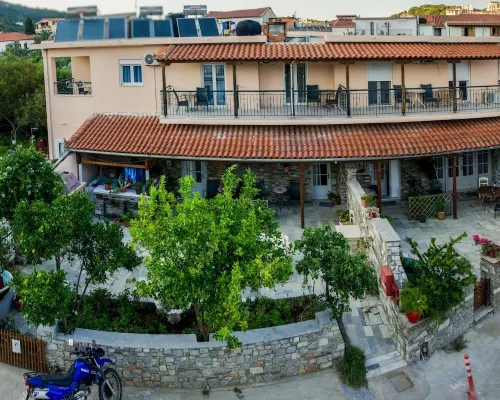 Polykratis Rooms Hotels in Skiathos
