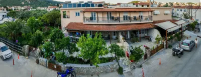 Polykratis Rooms Hotel in zona Agios Nikolaos Church and Clock Tower