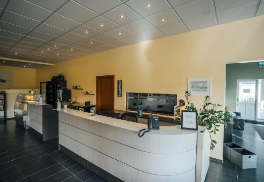 셀 호텔 미바튼