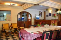 Hotel Kismat Mahal - พร้อมอาหารเช้า