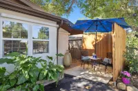 Casa Esquina: Cozy Studio in the Ojai Valley's “Mo Town”