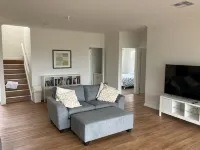 5 bedroom beachside house with ocean views in Marion Bay