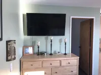 Alaskan Waterfront Studio Apartment (Wolf Suite) Vacation Rental