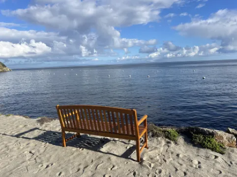 Stunning Oceanfront Villa with Panoramic Views - Luxurious Retreat