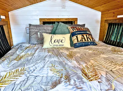 Glorious 2 Lake Eastland Glamping Tiny Town Egrets