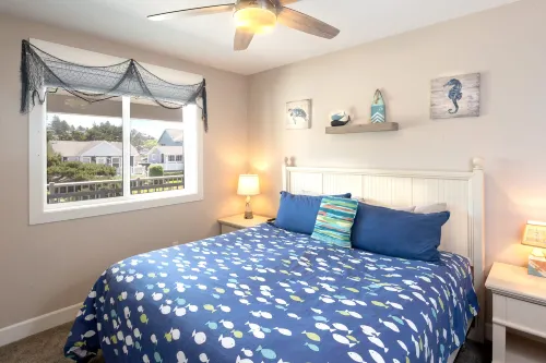 Oceanfront Deck and Private Hot Tub - Stunning Coastal Sanctuary