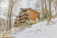 Ski-in/ski-out all-season riverfront condo with amazing views - walk to lifts Hotels in Sugar Mountain
