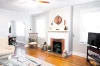 Cozy Living Space and Fully Equipped Kitchen - Inviting Retreat