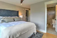 Outdoor Hot Tub and Expansive Acreage - Charming Serene Retreat Hotels in Canton