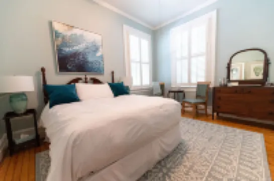 Captain's Quarters • B&B - Rm. 2 Ground Level