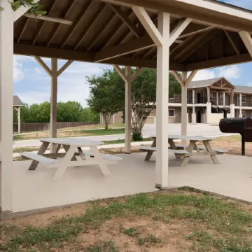 Eagle's Den Suites Carrizo Springs a Travelodge by Wyndham