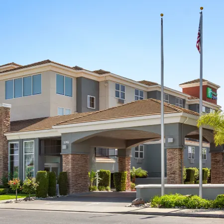 Holiday Inn Express WEST SACRAMENTO - CAPITOL AREA by IHG