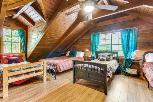 The Getaway Cabin, near Lake Texoma