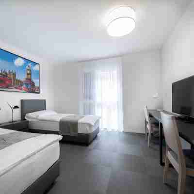 "The Freddie Mercury" Hotel Rooms