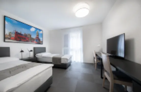 "The Freddie Mercury" Hotel Hotel in zona Golden Pass Railway