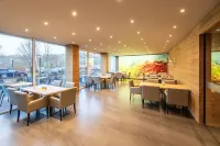 Fair Resort All Inclusive Wellness & Spa Hotel Jena - breakfast