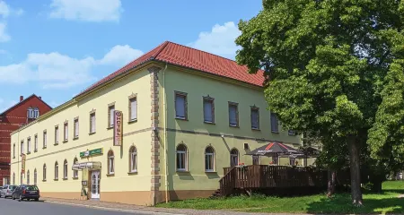 Hotel Zur Post in Wurzen Отели в г. Дален