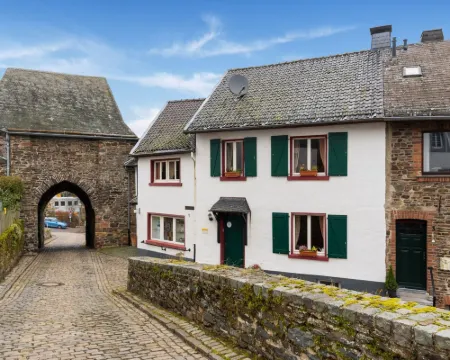 Reifferscheid Wellness Escape Hotels in Hellenthal