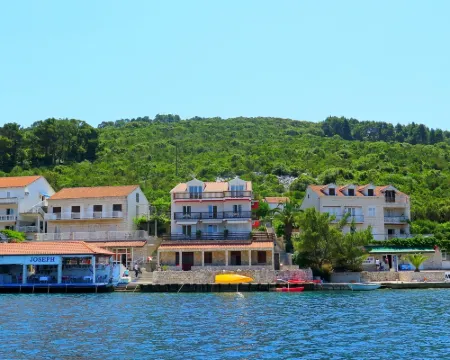 Apartments Matana Chano Hotels in Polace